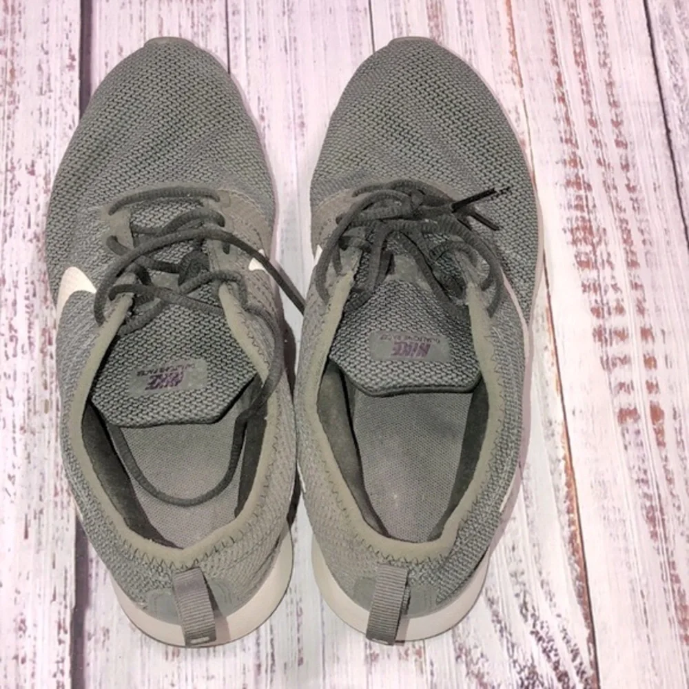 Nike dualtone racer sneakers size 7Y